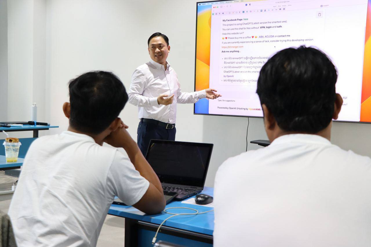 លោក អ៊ូ ផាន់ណារិទ្ធ ចែករំលែកគន្លឹះ៨ចំណុច ដើម្បីការពារកុំព្យូទ័រលោកអ្នកពីការឆ្លងមេរោគផ្សេងៗ